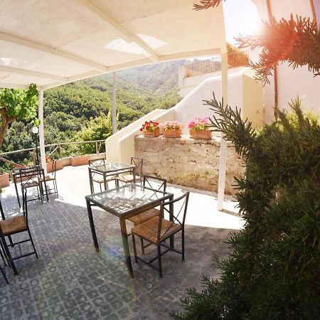 B&B Costa Di Amalfi Виетри Экстерьер фото