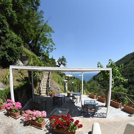 B&B Costa Di Amalfi Виетри Экстерьер фото