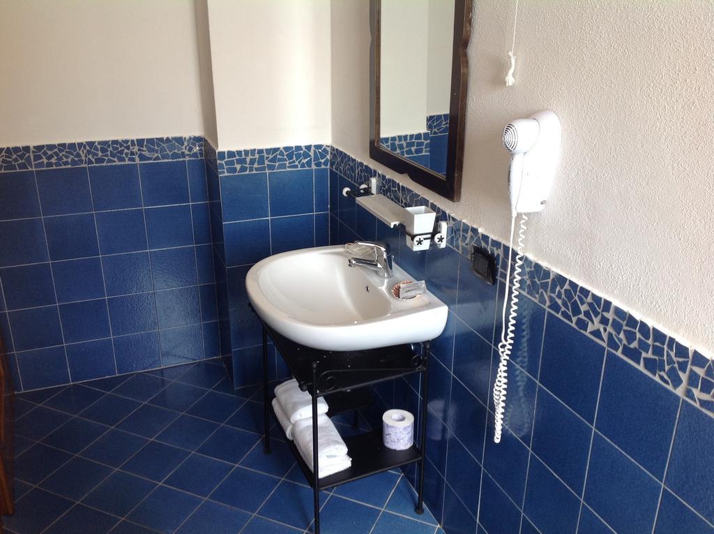 B&B Costa Di Amalfi Виетри Номер фото