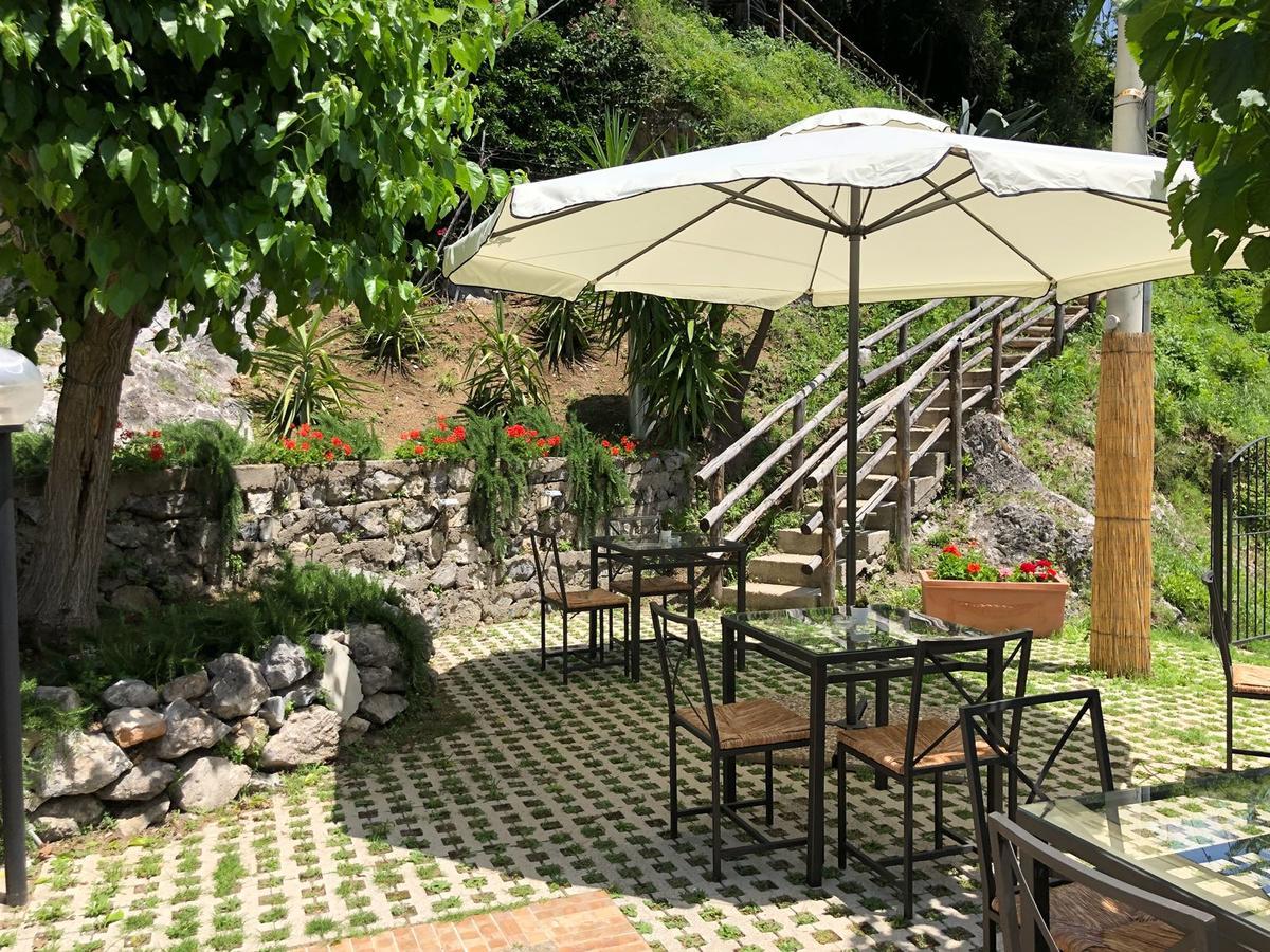 B&B Costa Di Amalfi Виетри Экстерьер фото