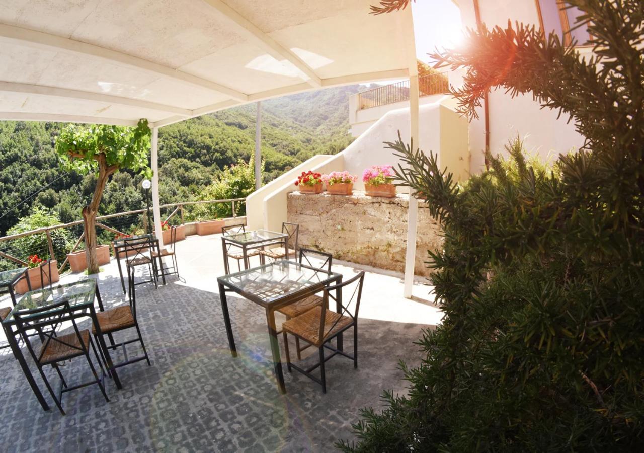 B&B Costa Di Amalfi Виетри Экстерьер фото